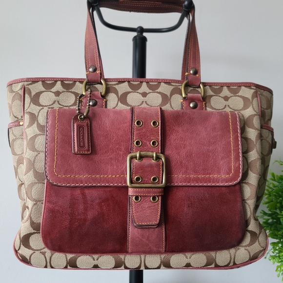 Coach Vintage Special Edition Signature Suede & Leather Handbag #7066 - Picture 2 of 15